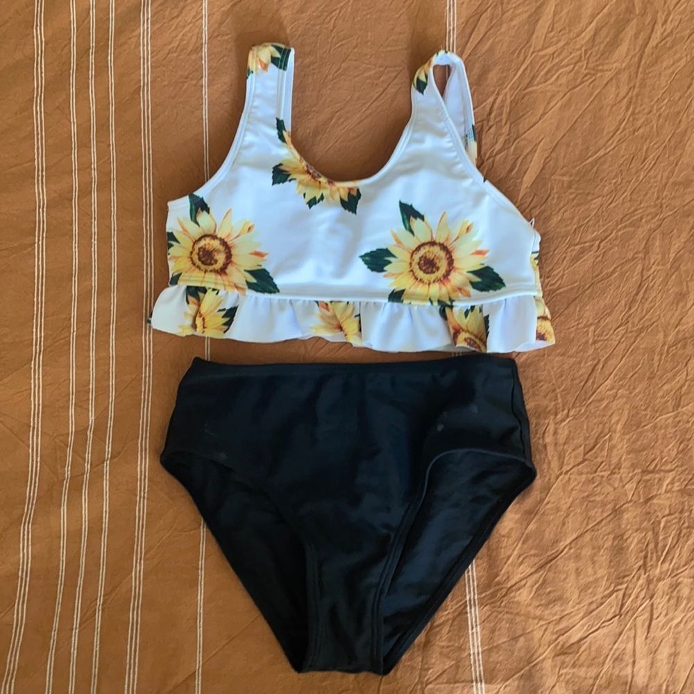 Sunflower 🌻 swimsuit bikini
